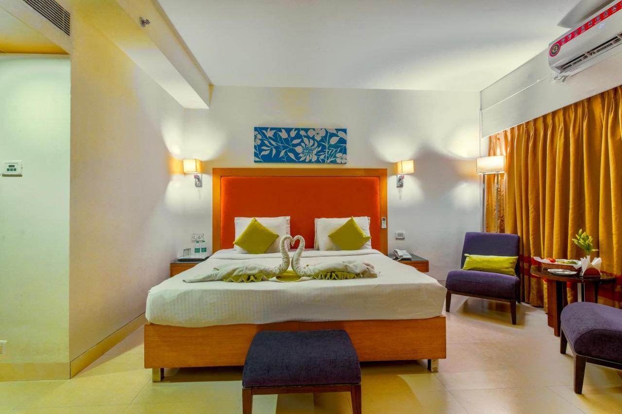 Gis Select Banjara Hill Hyderabad Exterior foto
