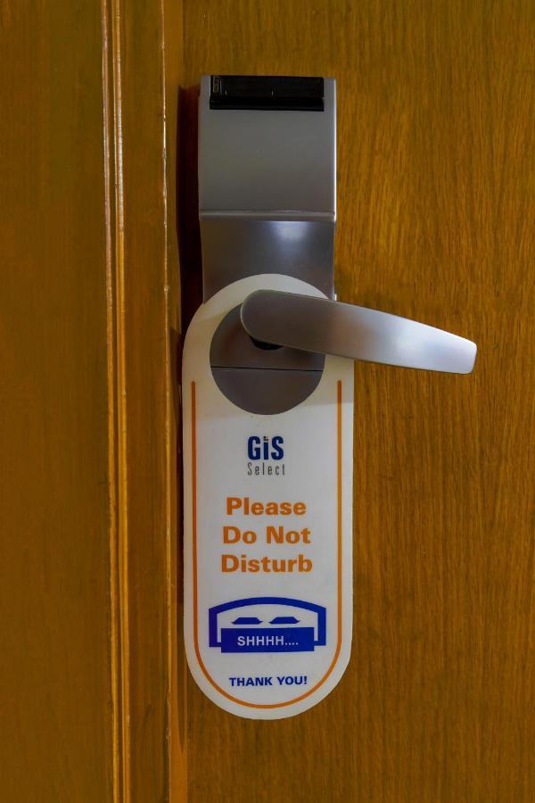 Gis Select Banjara Hill Hyderabad Exterior foto